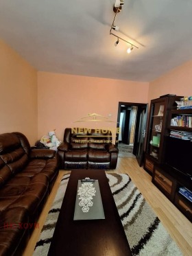 2 bedroom Tsentar, Dobrich 1