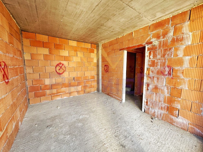 Продава  2-стаен град Варна , Възраждане 2 , 72 кв.м | 45108196 - изображение [3]