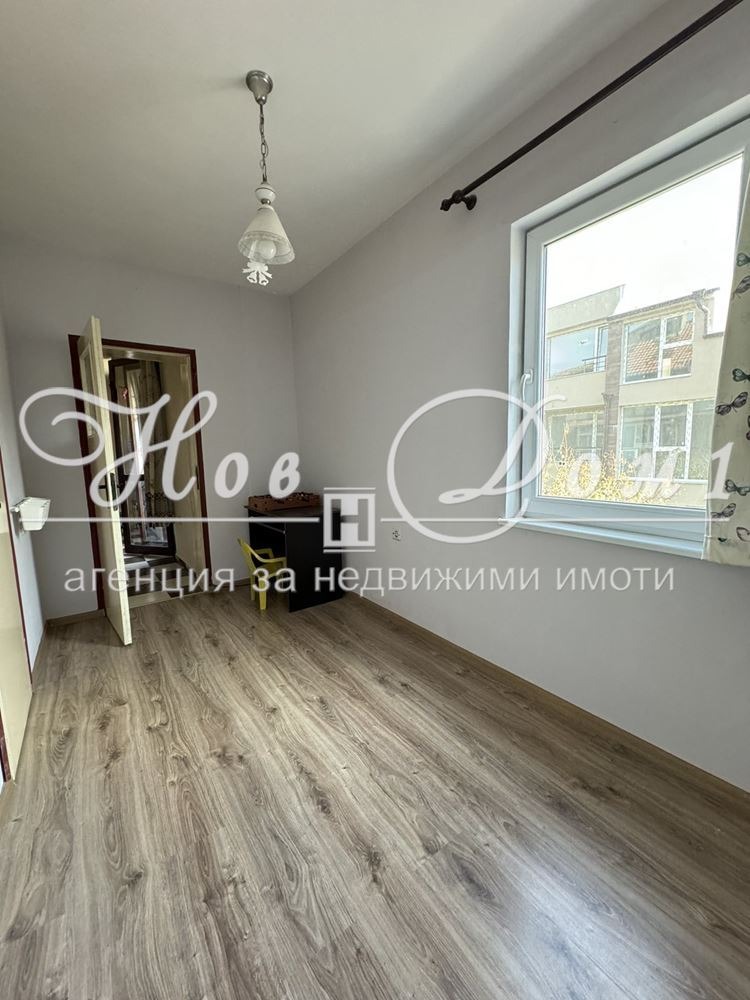 Продава 3-СТАЕН, гр. Варна, Лятно кино Тракия, снимка 1 - Aпартаменти - 47546073