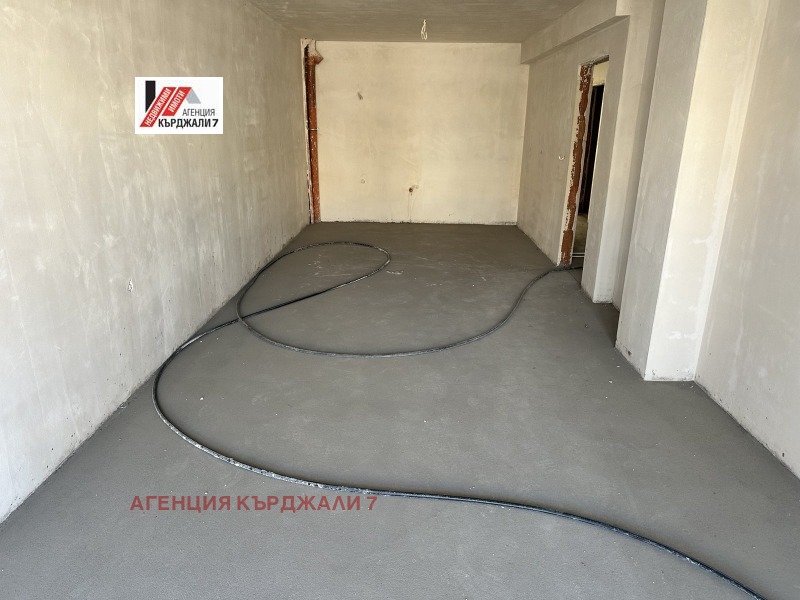 In vendita  2 camere da letto Kardgali , Vazrogdentsi , 125 mq | 11876145