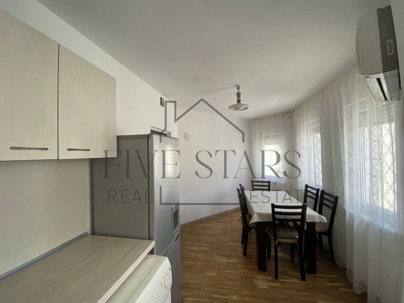 Продава 4-СТАЕН, гр. Варна, Погреби, снимка 5 - Апартаменти - 51676053