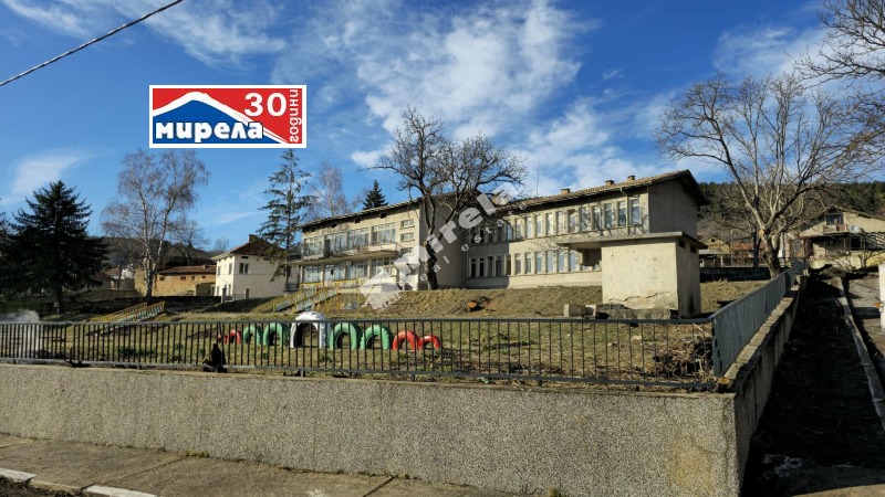 Til salg  Kontor region Gabrovo , Gostilitsa , 680 kvm | 51092219 - billede [4]