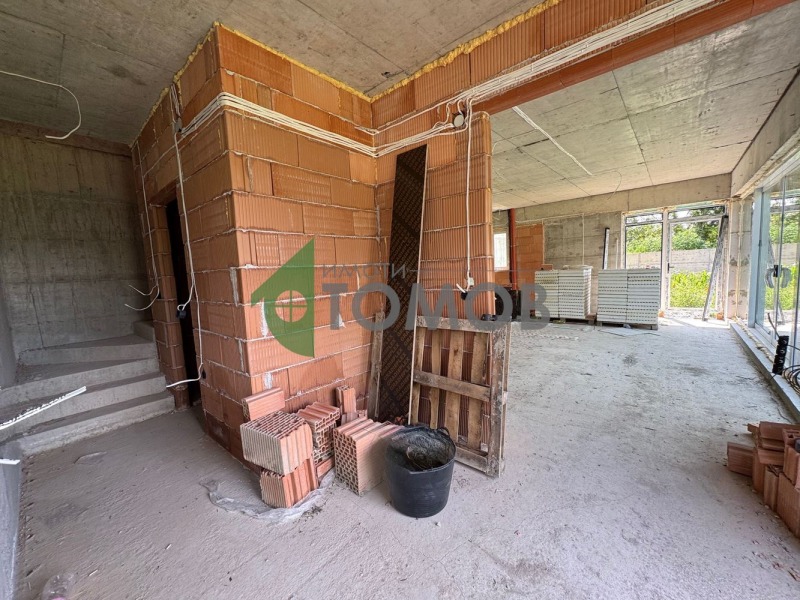 Продава КЪЩА, гр. Шумен, Дивдядово, снимка 3 - Къщи - 52646414