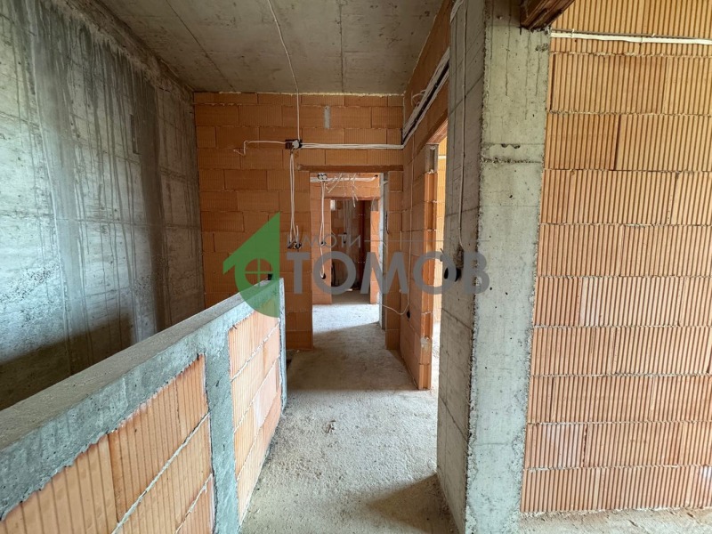 Продава КЪЩА, гр. Шумен, Дивдядово, снимка 11 - Къщи - 52646414