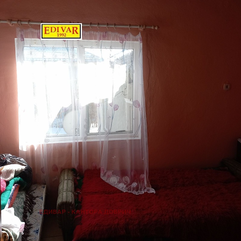 Продава КЪЩА, с. Нова Камена, област Добрич, снимка 11 - Къщи - 52709259