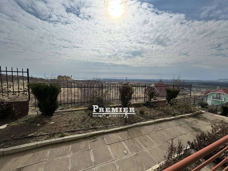 Продава 2-СТАЕН в област Бургас, с. Кошарица - 60 кв.м / 46 500 € » 90 946.10 лв., ПРЕМИЕР