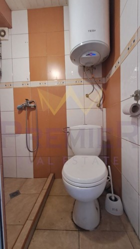 Podlaha domu Asparuchovo, Varna 7