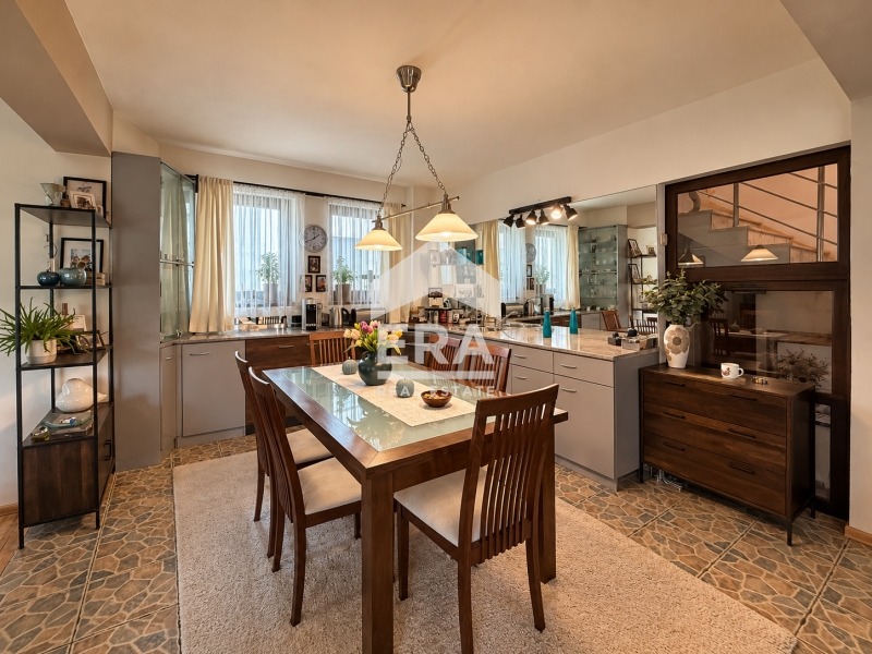 Продава КЪЩА, гр. Варна, Изгрев, снимка 13 - Къщи - 56567433