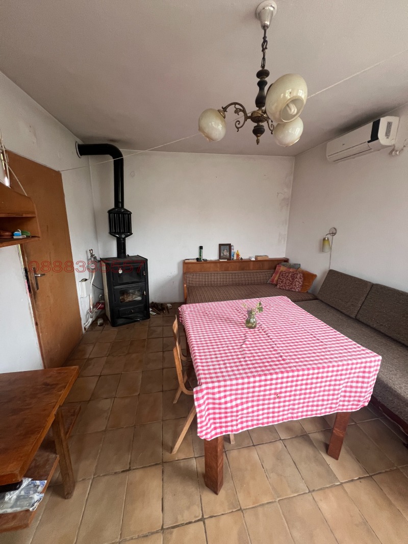 Продава ВИЛА, с. Могила, област Шумен, снимка 3 - Вили - 52782511