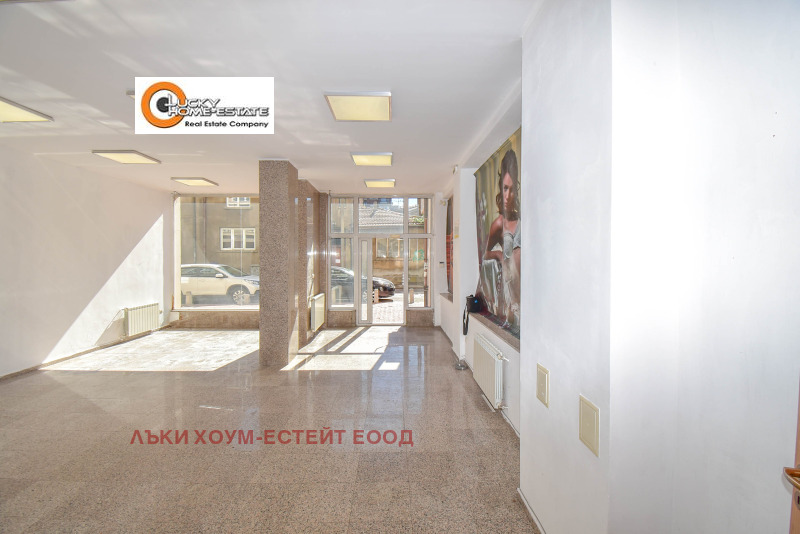 In vendita  Negozio Sofia , Tsentar , 77 mq | 46928099 - Immagine [2]