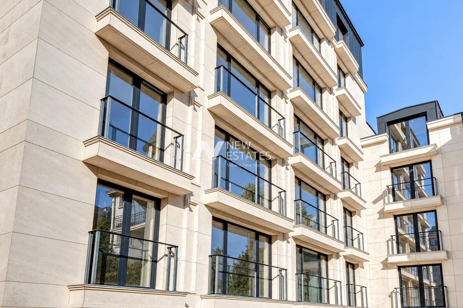 Продава 3-СТАЕН, гр. София, Център, снимка 2 - Апартаменти - 55217911