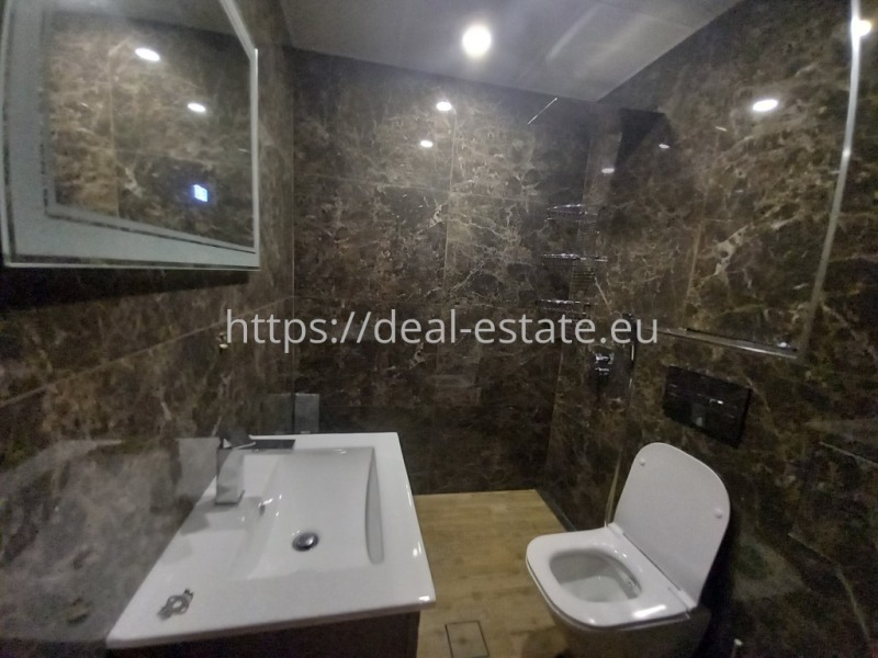 Продава 3-СТАЕН, гр. Благоевград, Широк център, снимка 10 - Апартаменти - 53349699