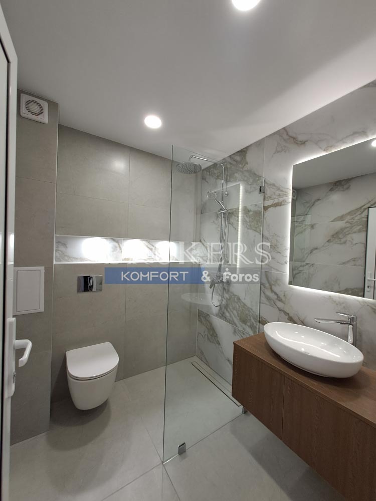 Продава 3-СТАЕН, гр. Варна, Център, снимка 6 - Апартаменти - 56359538