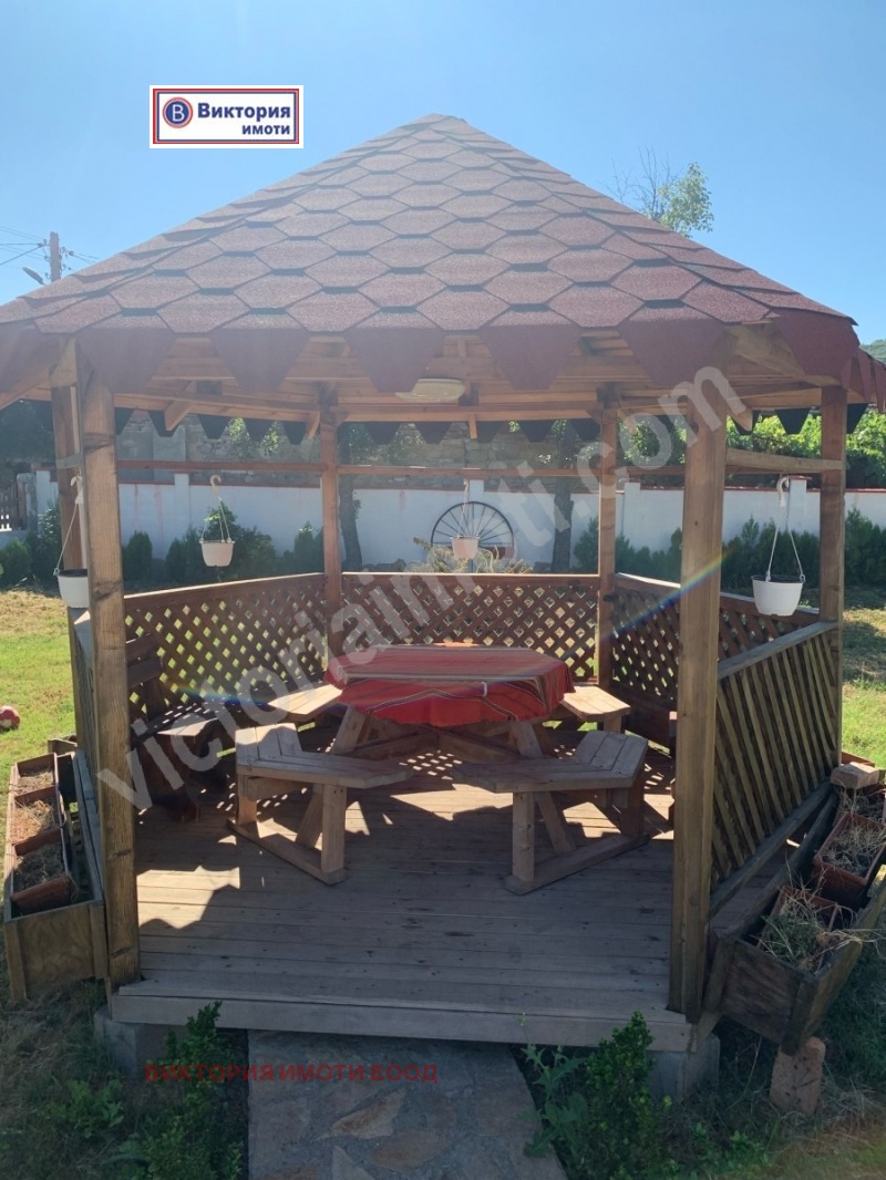 Продава КЪЩА, с. Мерданя, област Велико Търново