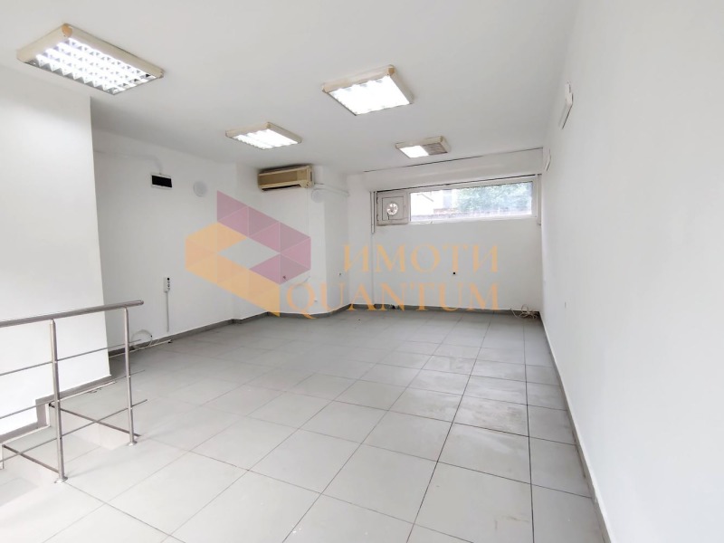 In vendita  Negozio Varna , Kolhozen pazar , 88 mq | 18376891 - Immagine [2]