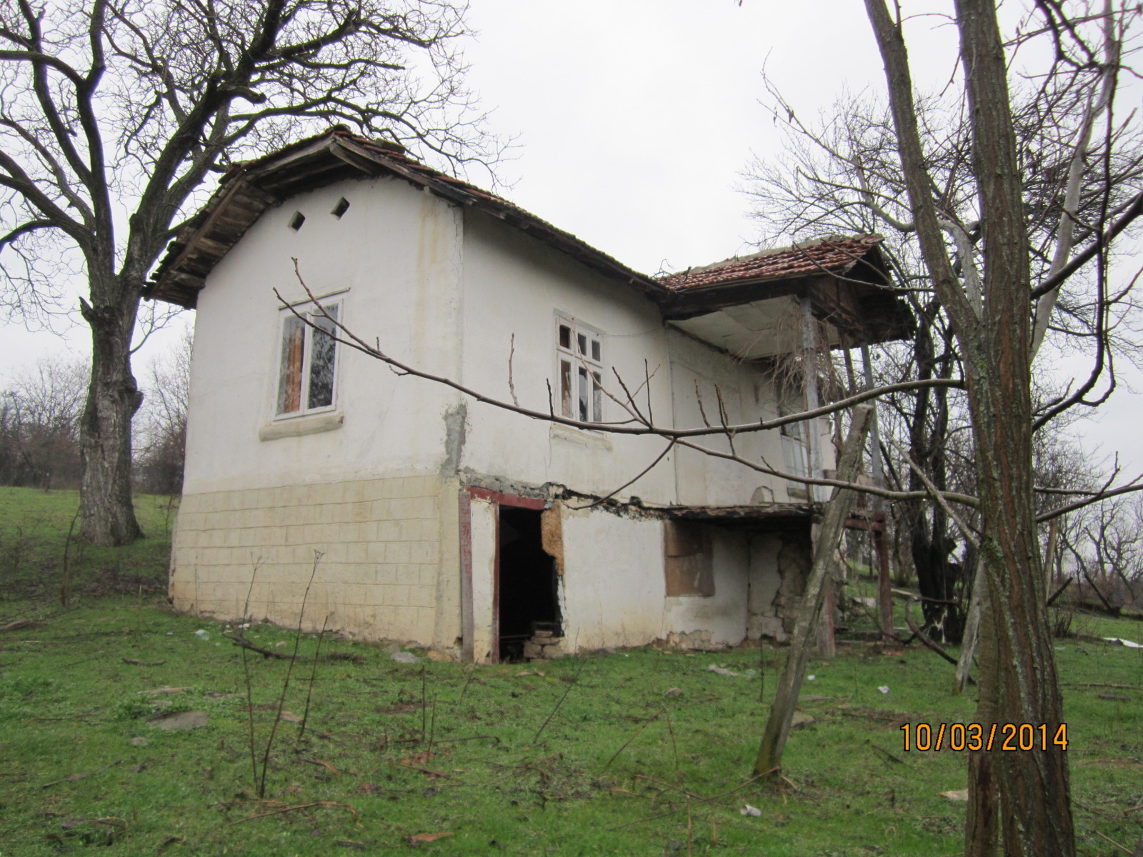Продава КЪЩА, с. Горен чифлик, област Варна, снимка 2 - Къщи - 54404985