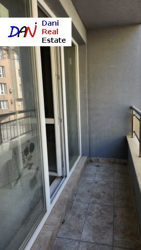 1 ložnice Asparuchovo, Varna 9