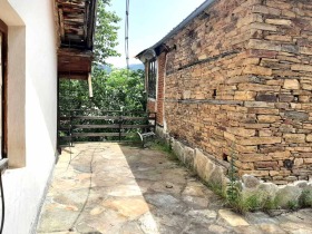 Hus Dobralak, region Plovdiv 13