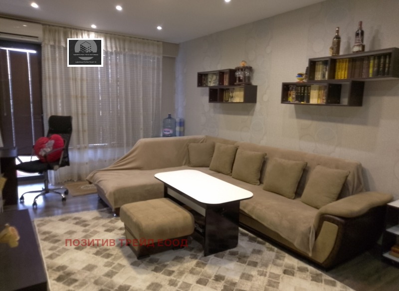 Продава 3-СТАЕН, гр. Бобов дол, област Кюстендил, снимка 4 - Апартаменти - 52239569