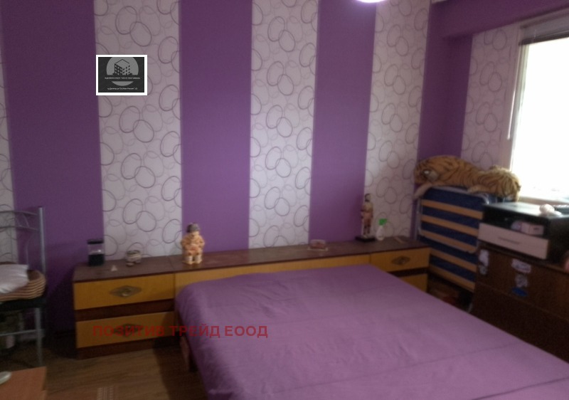 Продава 3-СТАЕН, гр. Бобов дол, област Кюстендил, снимка 8 - Апартаменти - 52239569