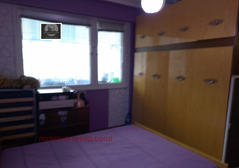 Продава 3-СТАЕН, гр. Бобов дол, област Кюстендил, снимка 10 - Апартаменти - 52239569