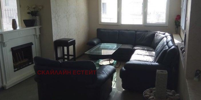 Продава 3-СТАЕН, гр. София, Гео Милев, снимка 3 - Апартаменти - 53521428