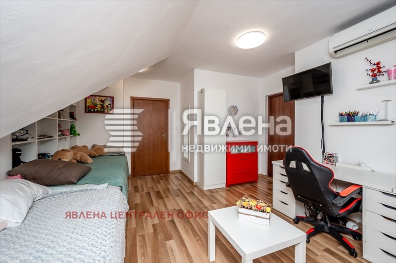 Продава 3-СТАЕН, гр. София, Оборище, снимка 16 - Апартаменти - 53600710