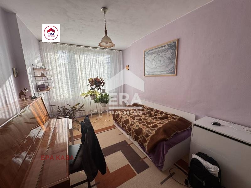 Продава МНОГОСТАЕН, гр. Сливен, Даме Груев, снимка 3 - Апартаменти - 55394104