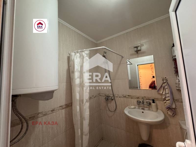 Продава МНОГОСТАЕН, гр. Сливен, Даме Груев, снимка 4 - Апартаменти - 55394104