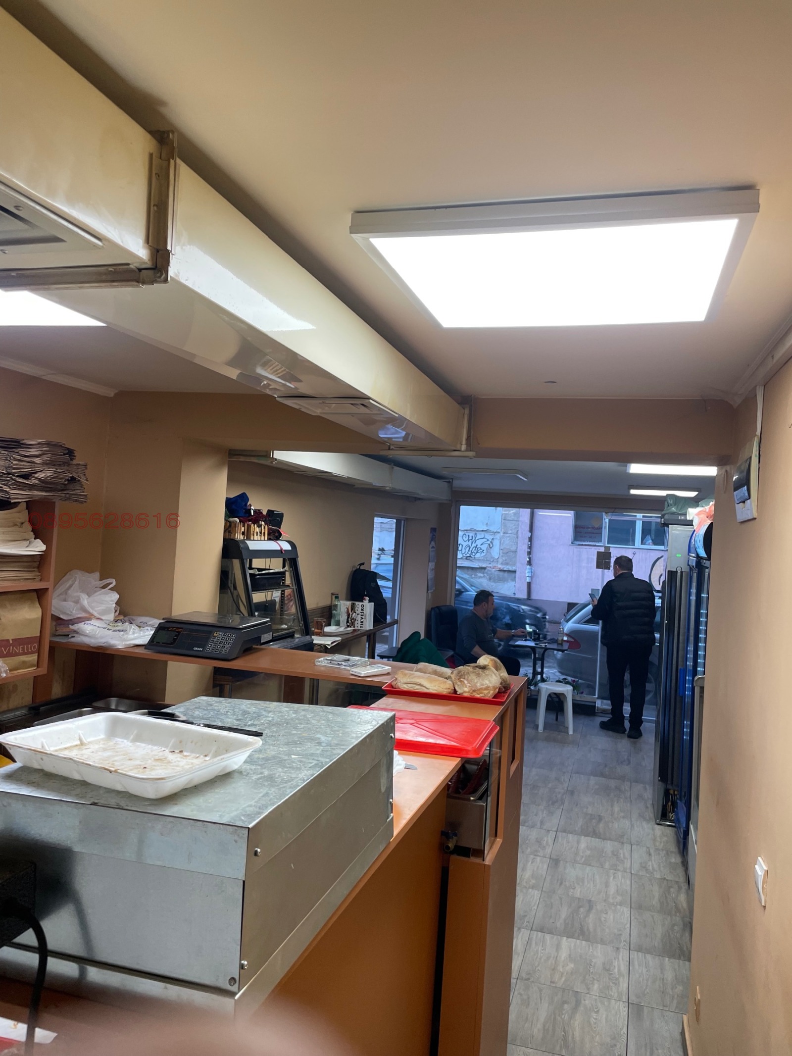 Продава МАГАЗИН, гр. София, Център, снимка 10 - Магазини - 54104033