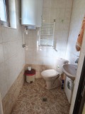Продава КЪЩА, с. Орешак, област Ловеч, снимка 14