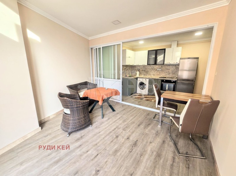 Продава 2-СТАЕН, гр. Варна, област Варна