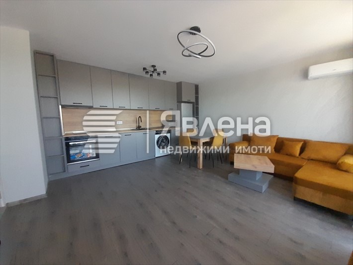 Продава 2-СТАЕН, гр. Пловдив, Остромила