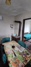 Продава КЪЩА, с. Борнарево, област Перник, снимка 4