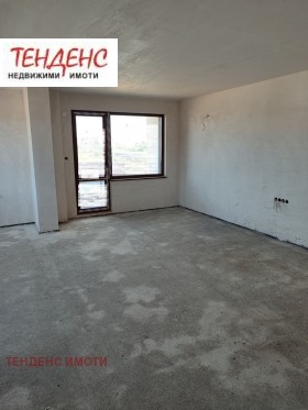 1 chambre Vazrojdentsi, Kardjali 5