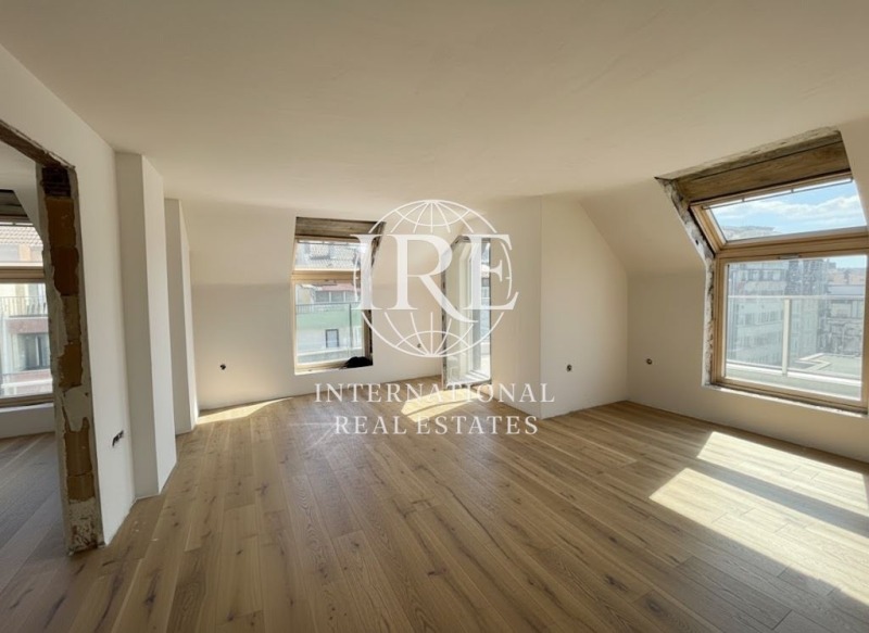 En venta  2 dormitorios Varna , Zimno kino Trakiya , 110 metros cuadrados | 37854447 - imagen [2]