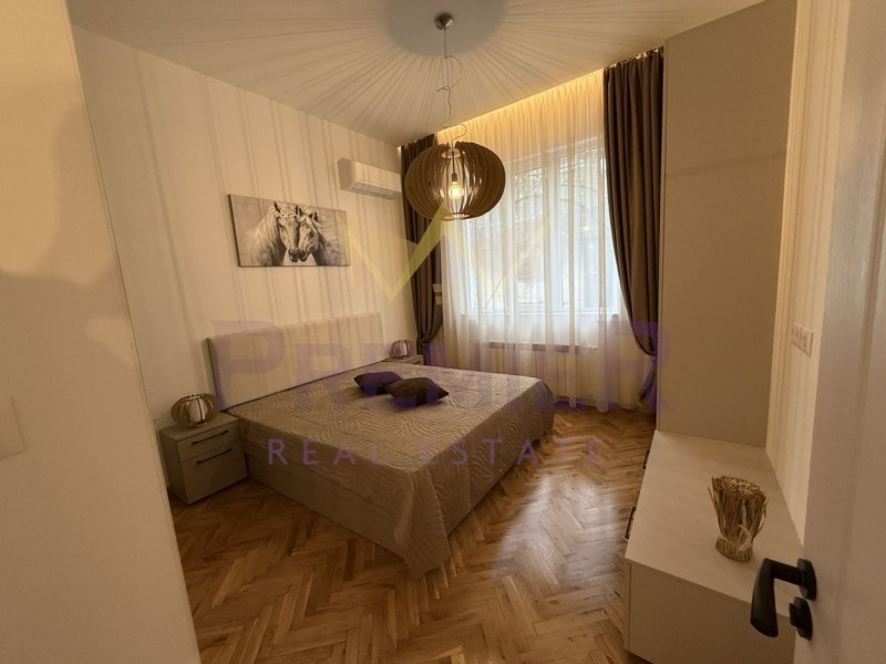 Продава 3-СТАЕН, гр. София, Център, снимка 8 - Апартаменти - 53022922