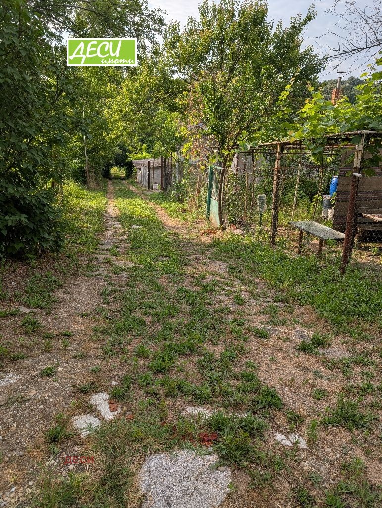 Продава ВИЛА, гр. Русе, в.з. Липака, снимка 2 - Вили - 55070489