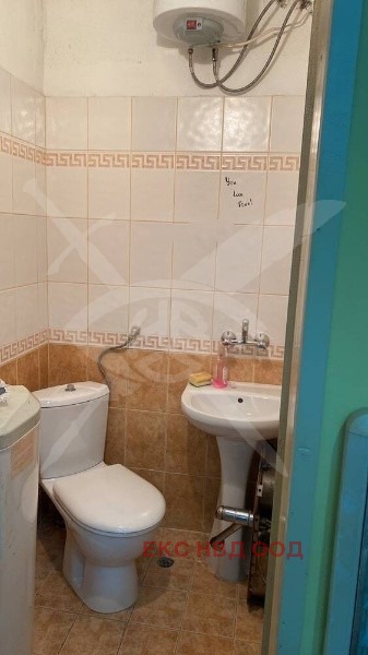 Na prodej  Prodejna Plovdiv , Kamenica 1 , 25 m2 | 68248999