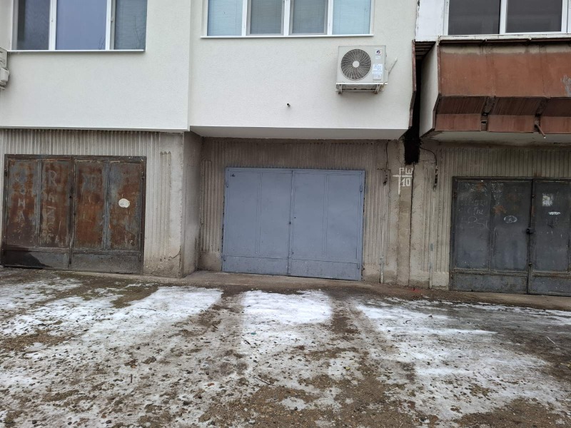 Продава ГАРАЖ, ПАРКОМЯСТО, гр. Плевен, Дружба 3