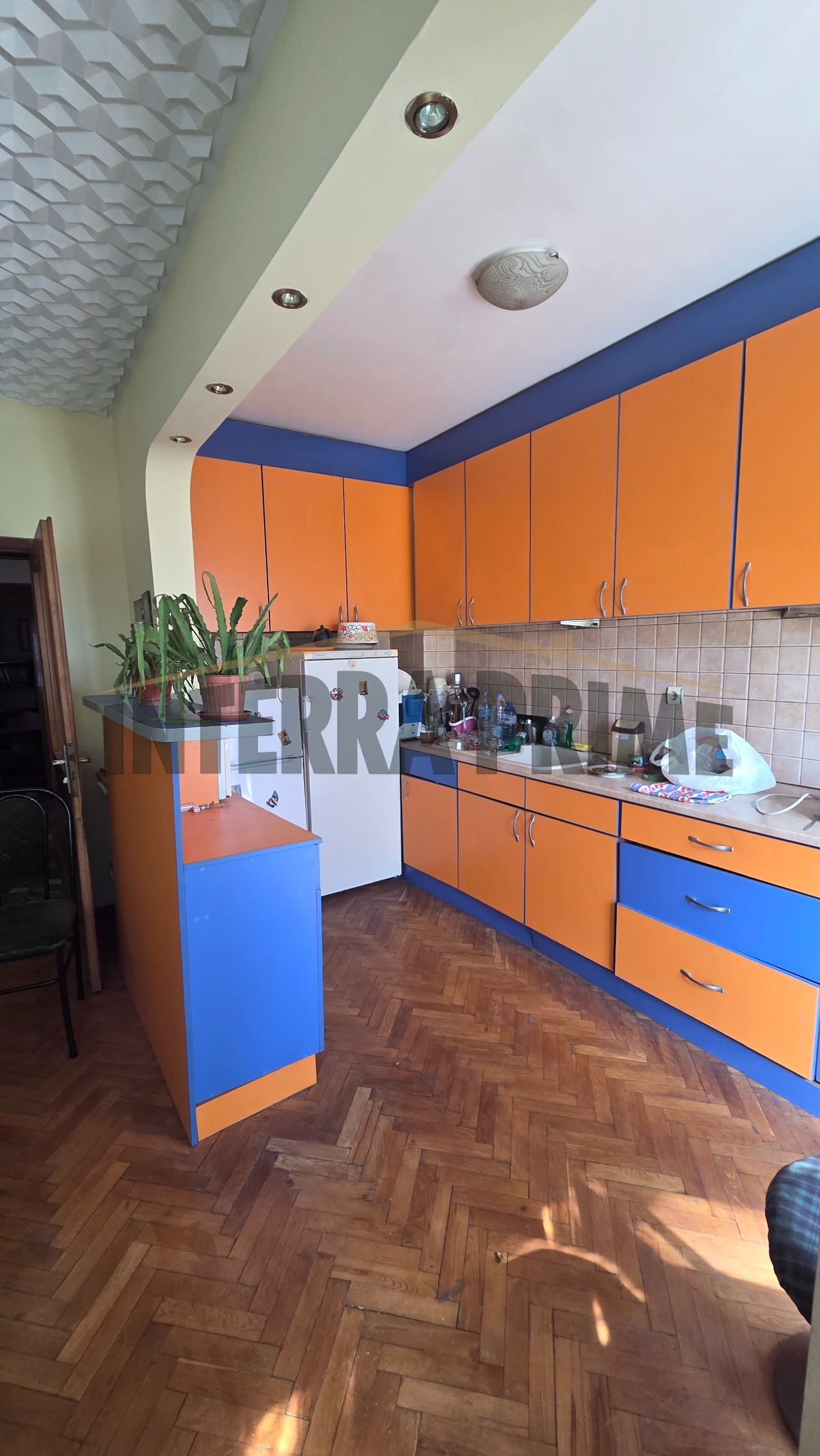 Продава 4-СТАЕН, гр. Добрич, Център