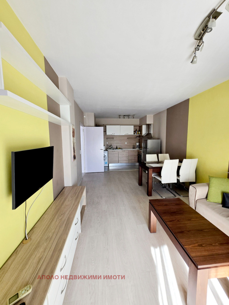 Продава  2-стаен град София , Надежда 2 , 65 кв.м | 90070274