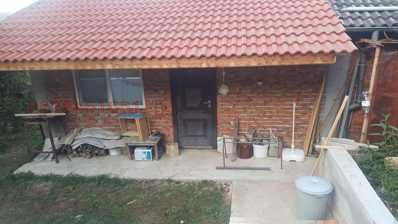 Продава КЪЩА, с. Шарани, област Габрово, снимка 2 - Къщи - 52779928