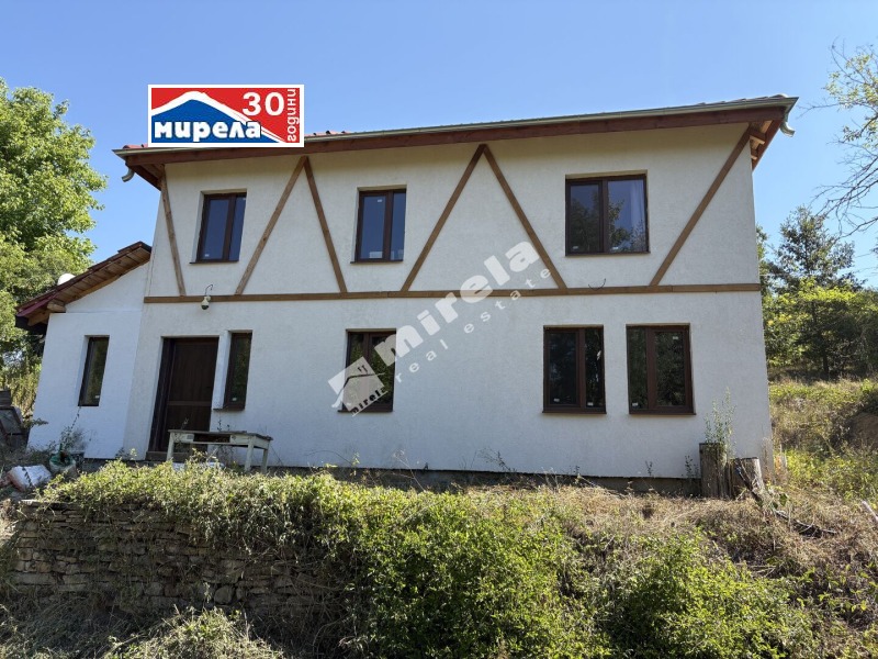 Te koop  Huis regio Gabrovo , Raevtsi , 130 m² | 52349077