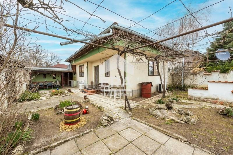 Продава КЪЩА, с. Доброглед, област Варна