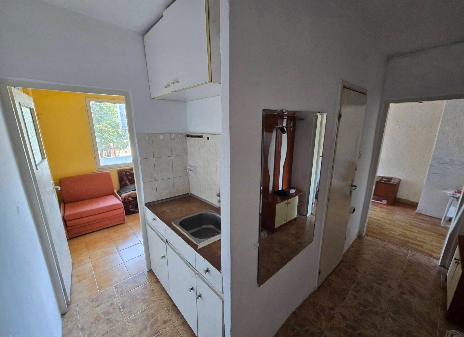 Продава 1-СТАЕН, гр. Бургас, Изгрев, снимка 2 - Апартаменти - 55941303