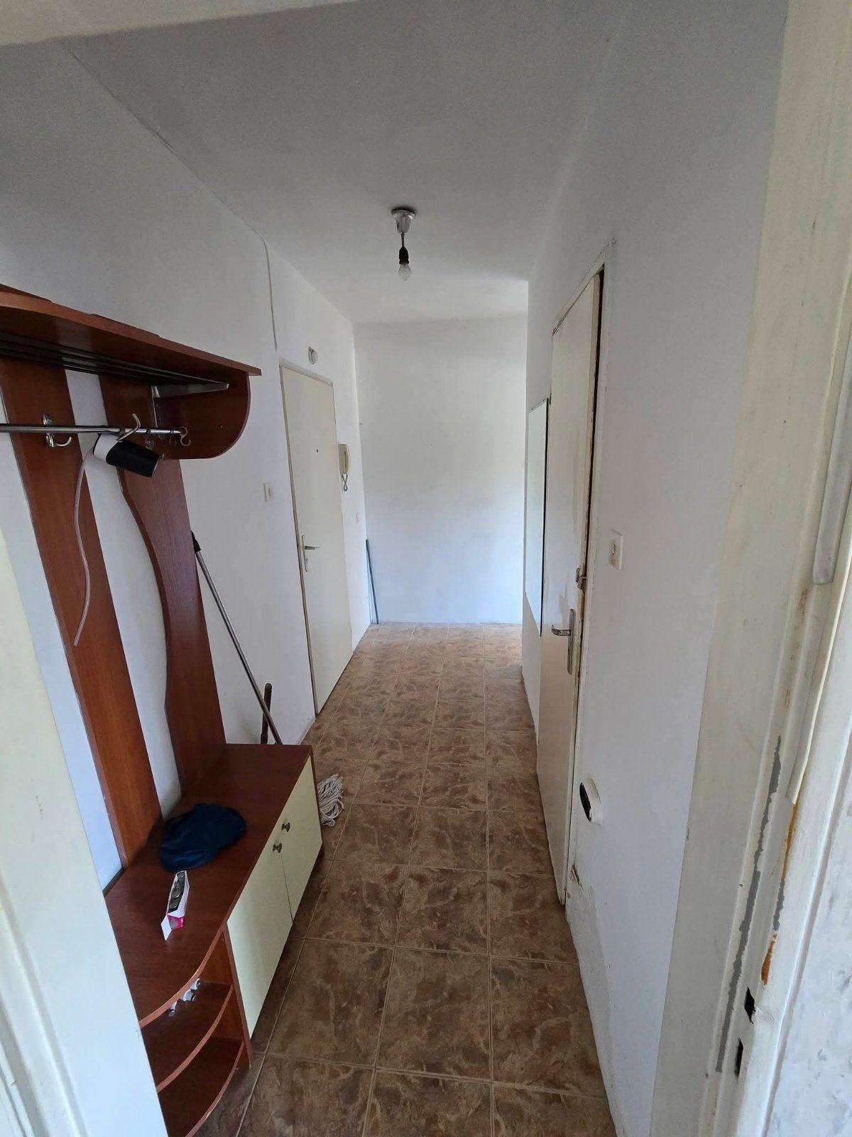 Продава 1-СТАЕН, гр. Бургас, Изгрев, снимка 4 - Апартаменти - 55941303