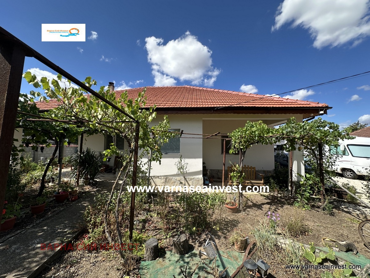 Продава КЪЩА, с. Гурково, област Добрич, снимка 2 - Къщи - 51613432