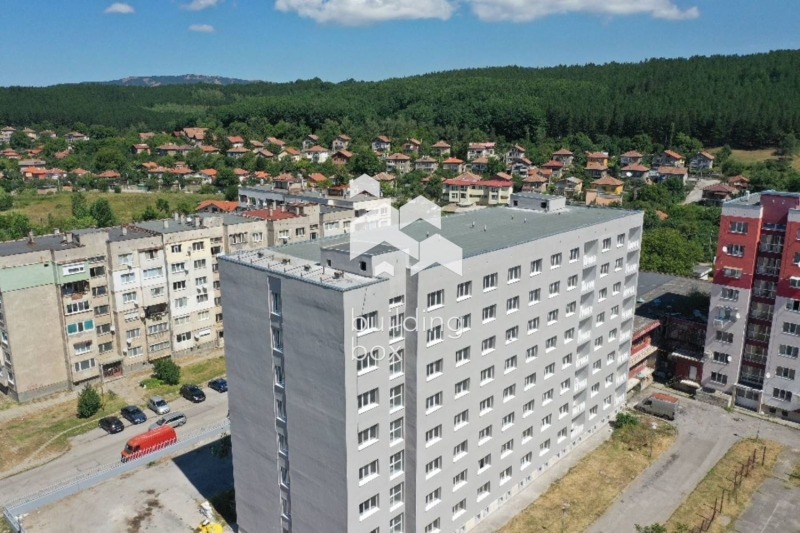 Продава  2-стаен, град Перник, Изток • 51 425 EUR • ID 61998608 — holmes.bg - [1] 