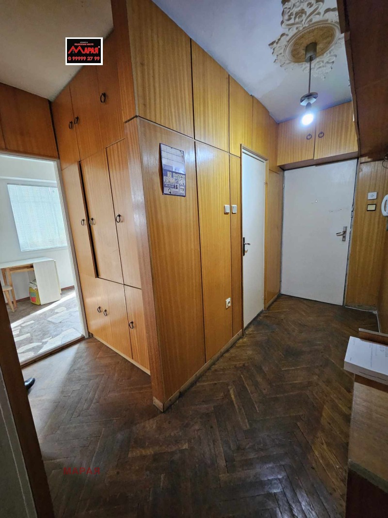 Продава  2-стаен град Русе , Родина 1 , 65 кв.м | 59227266